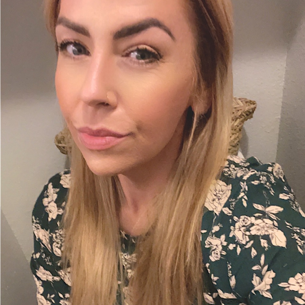 Meet your Posher, Megan